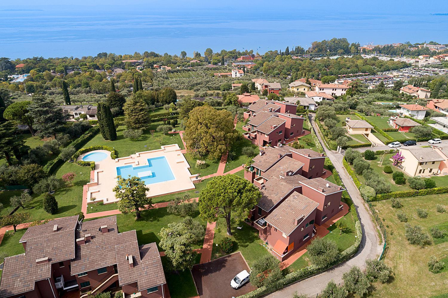 Apartments Blue View - Residence Casetto Bardolino - Regarda Travel Dış mekan fotoğraf